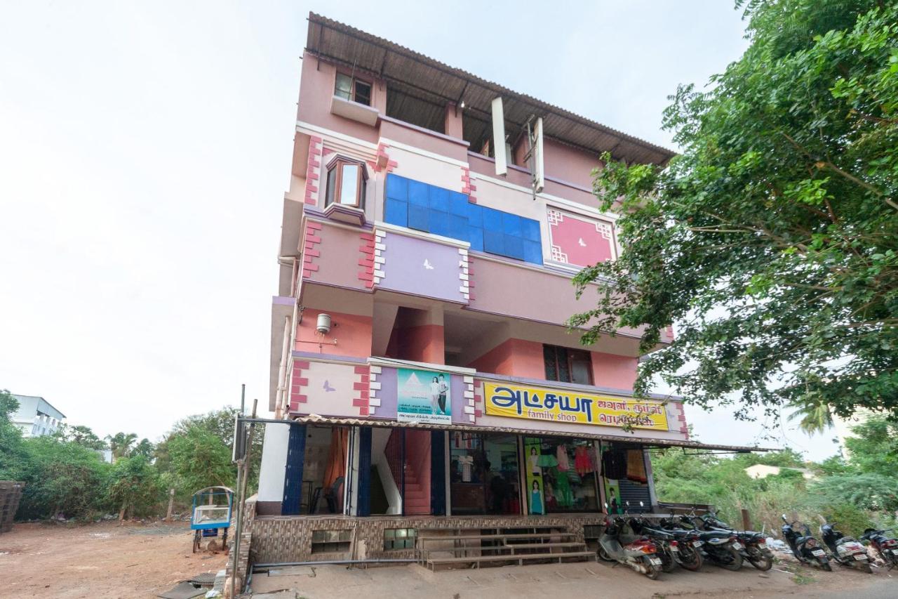 Oyo 16692 Atchaya Rooms Thanjavur Exterior photo