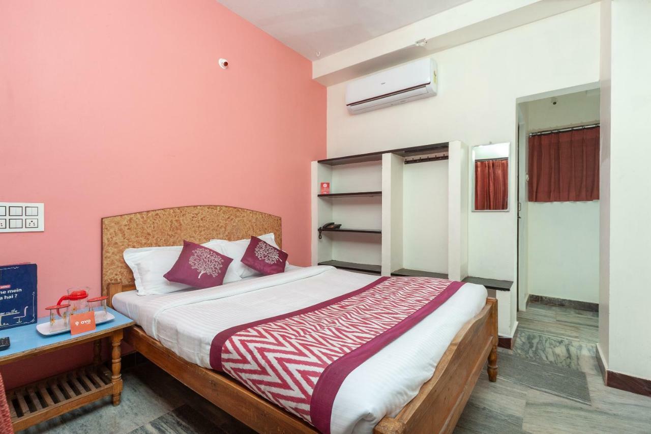 Oyo 16692 Atchaya Rooms Thanjavur Exterior photo